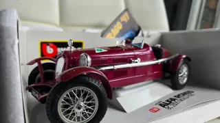 Burago Alfa Romeo 8C 2300 Monza 1931 1:18