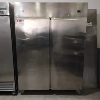 Congelador vertical acero inox 2 puertas