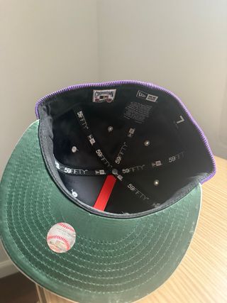 Gorra New Era Los Angeles Morada y Gris