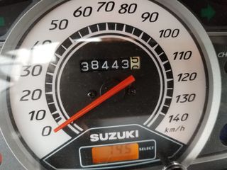 Suzuki Burgman 125 Negra