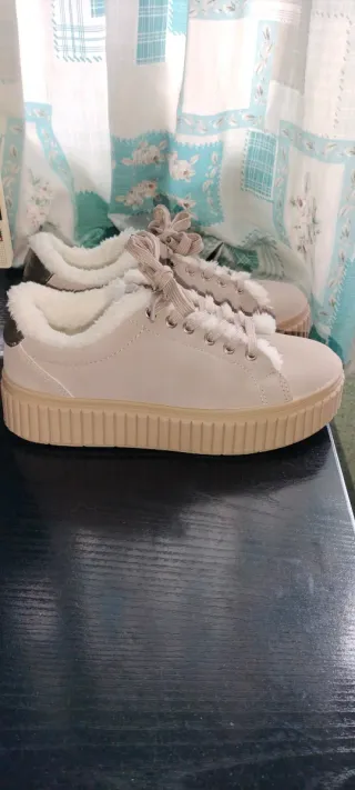 Zapatillas UP2 Fashion mujer beige