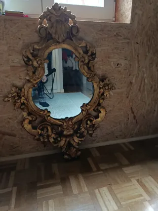 Espejo antiguo dorado barroco