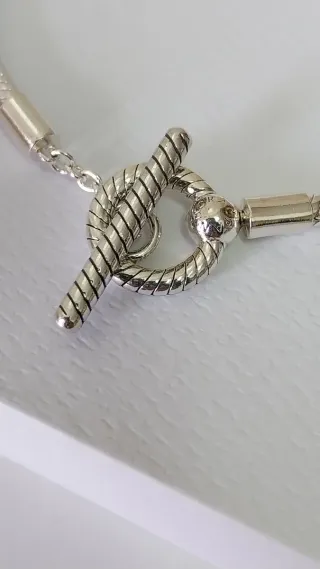 Pulsera Pandora 18 cm.