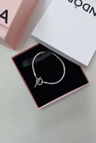 Pulsera Pandora 18 cm.