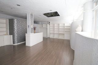 Local comercial en venta en Centre en Hospitalet de Llobregat, L´