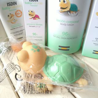 Lote ISDIN Baby Naturals + Toallitas DODOT