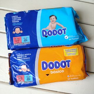 Lote ISDIN Baby Naturals + Toallitas DODOT