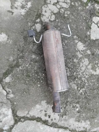 Tubo de escape coche