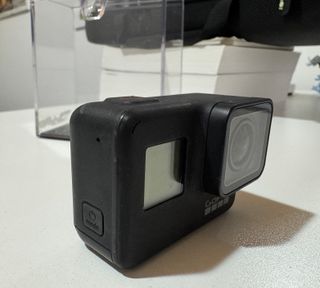 GoPro Hero 7 Black + 3 batterie + Caricabatterie