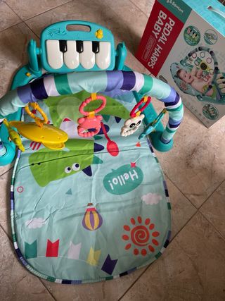 Parque de actividades para bebé Amy & Benton