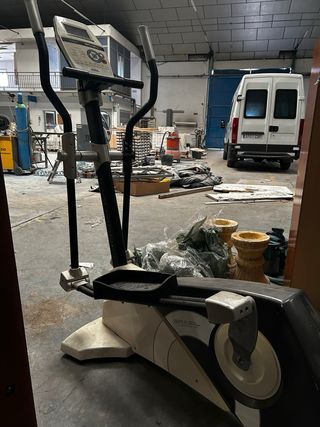 Bicicleta Elíptica BH Fitness Brazil Plus