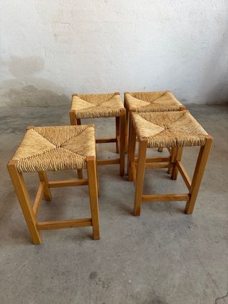 4 Taburetes Rattan y Madera