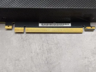 ASUS 2080 Ti 11GB Scheda Video