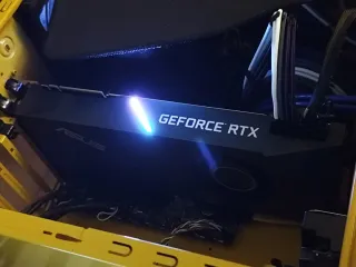 ASUS 2080 Ti 11GB Scheda Video