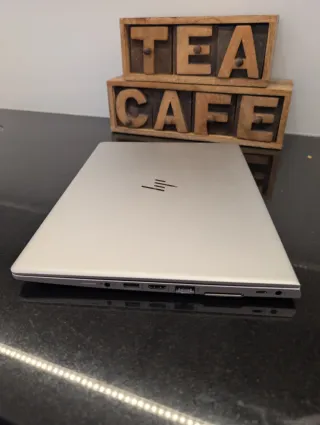 HP Elitebook 840 G5 i7 16GB RAM + Docking Station