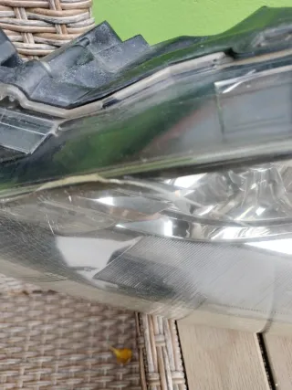 Faro delantero Mazda 6 (lado conductor)