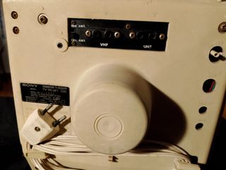 Televisor Portátil Sony Antiguo