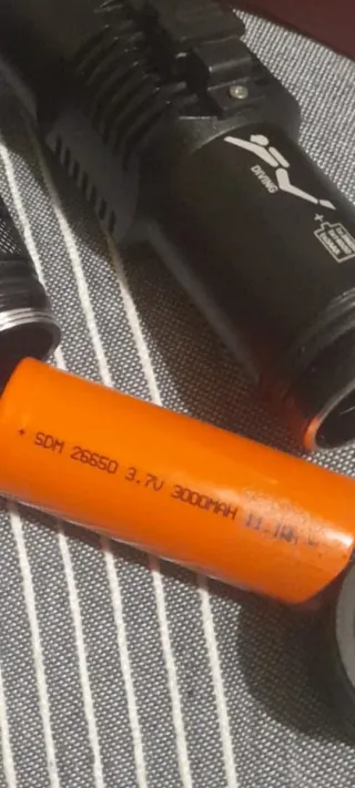 Linterna pesca submarina con asa