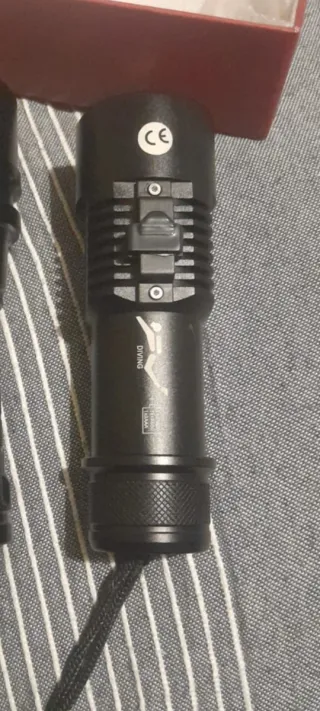 Linterna pesca submarina con asa