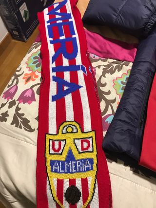 Equipación UD Almería Puma.