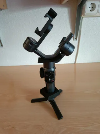 Gimbal Zhiyun Smooth 5 Combo 3 ejes móvil
