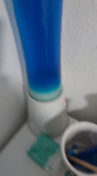 Lámpara de lava azul
