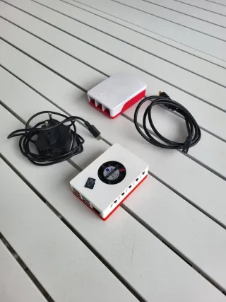 Raspberry Pi 4 4GB + SD 128GB + Kit Completo