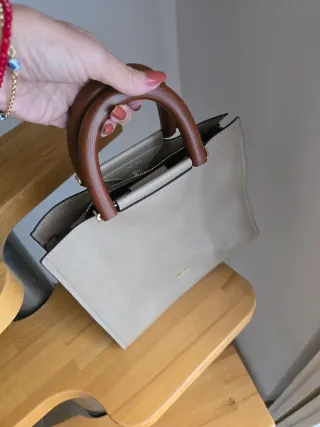 Bolso Parfois Beige y Negro