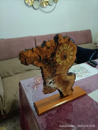 Reloj de Madera Artesanal