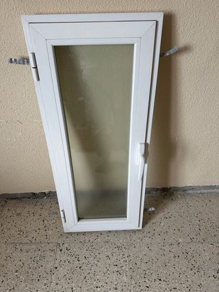 Ventana para baño/cocina