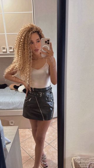 Minigonna pelle nera/verde militare