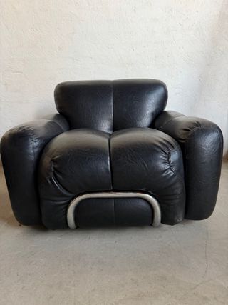 Sillones Negros Cuero y Metal
