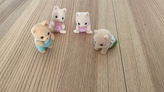Familia Sylvanian pack casita accesorios