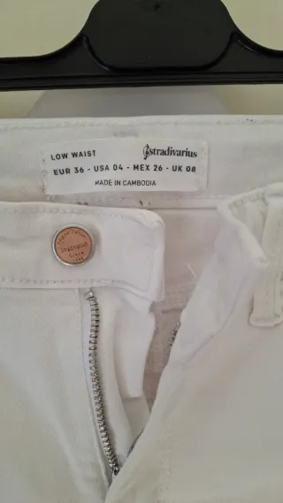 Pantalones Stradivarius blancos talla S