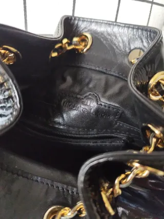 Bolso Mauricele le Croice Negro Charol Piel y Ante