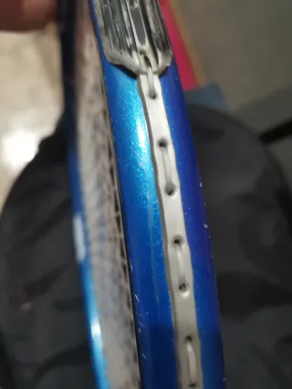 Raqueta de tenis ProKennex con funda