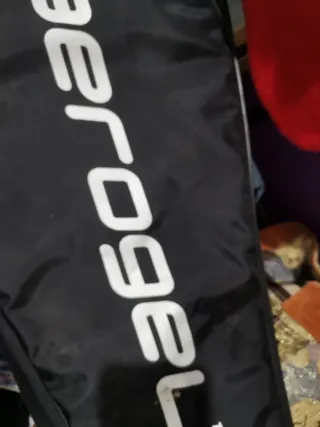 Raqueta de tenis ProKennex con funda