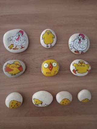 Lote 5 cuentos de piedras pintadas