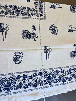 Tovaglia rettangolare con galli e uva