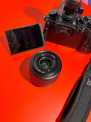 Panasonic Lumix G7  *negociable*