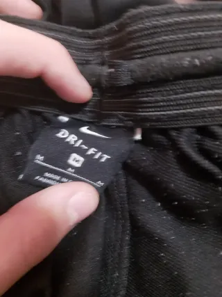 Pantalón deportivo Nike negro