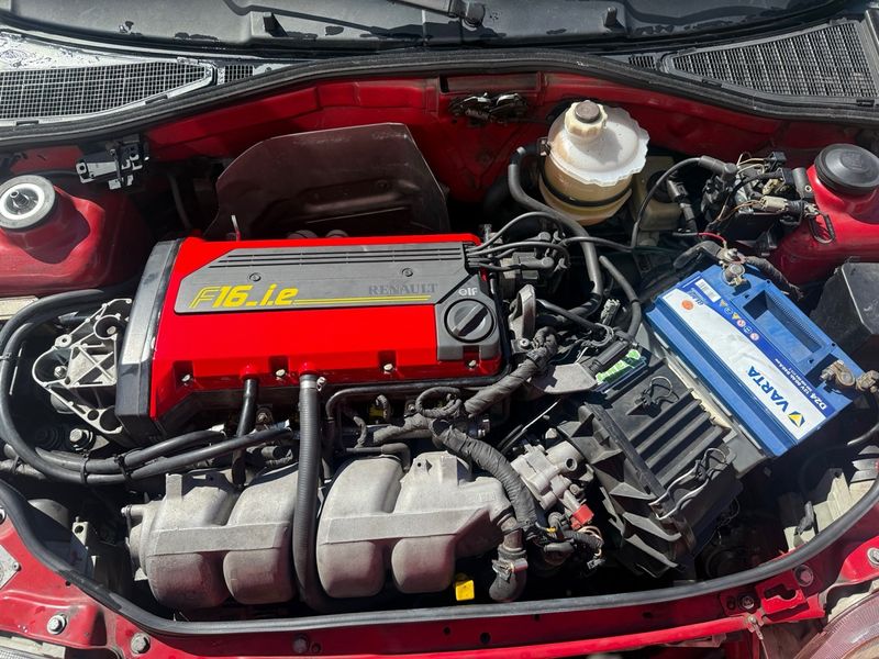 Renault Clio 16v - foto 1