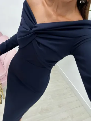 Vestido azul noche elegante