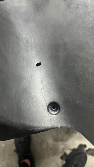 Contraescudo Scooter Negro