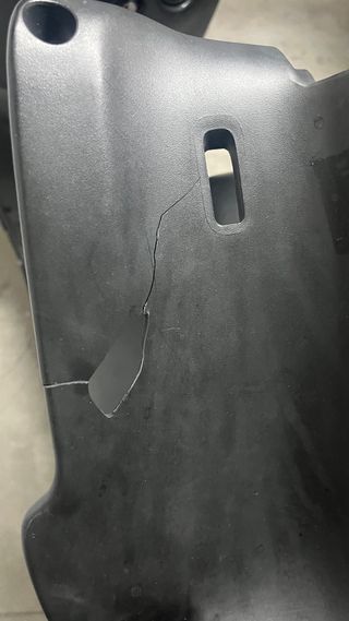 Contraescudo Scooter Negro