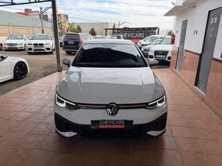 Volkswagen Golf 2021