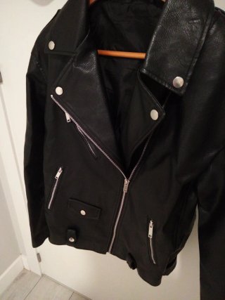 Chaqueta polipiel oversize negra