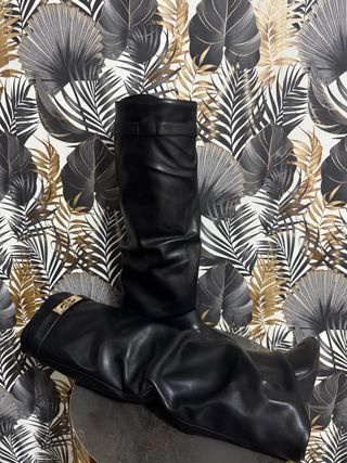 stivali con risvolto neri 37