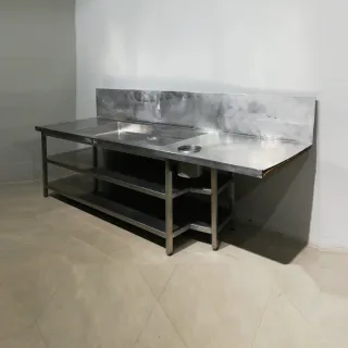 Pica d'inox 300cm / Fregadera de inox 300cm