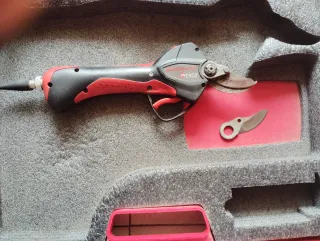 Electrocoup F3010 + Pellenc 2000